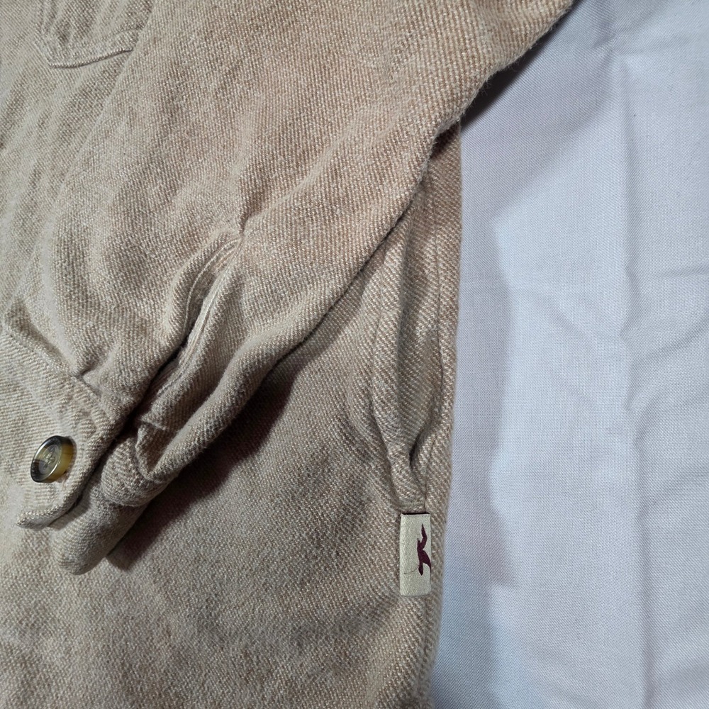 Hollister California Boyfriend Fit Button Down Shirt Tan Brown Womens Medium - Picture 2 of 8